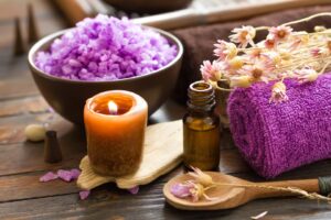 massage-aromatherapy_130142111 (Large)