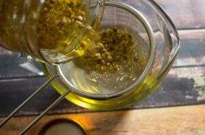 jak zrobić olejek z rumianku