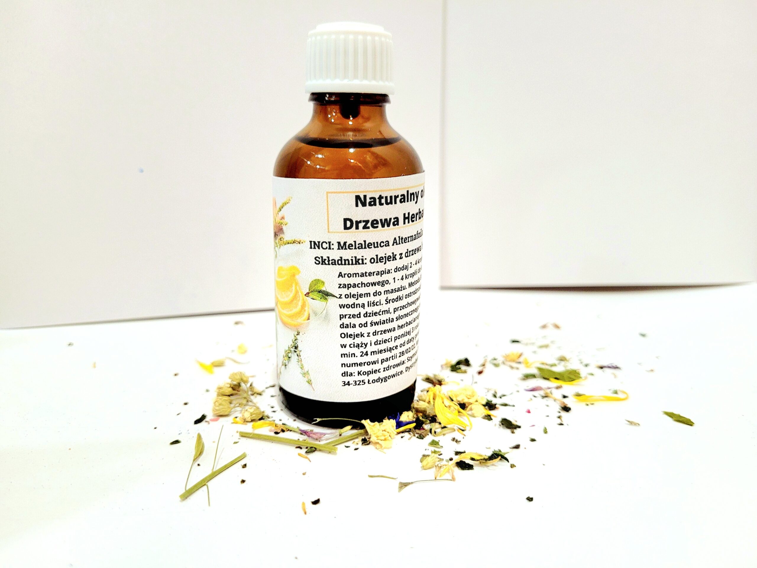 naturalny-olejek-z-drzewa-herbacianego