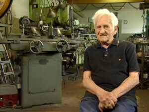 Wacław Milewski 98 lat ciągle pracuje 